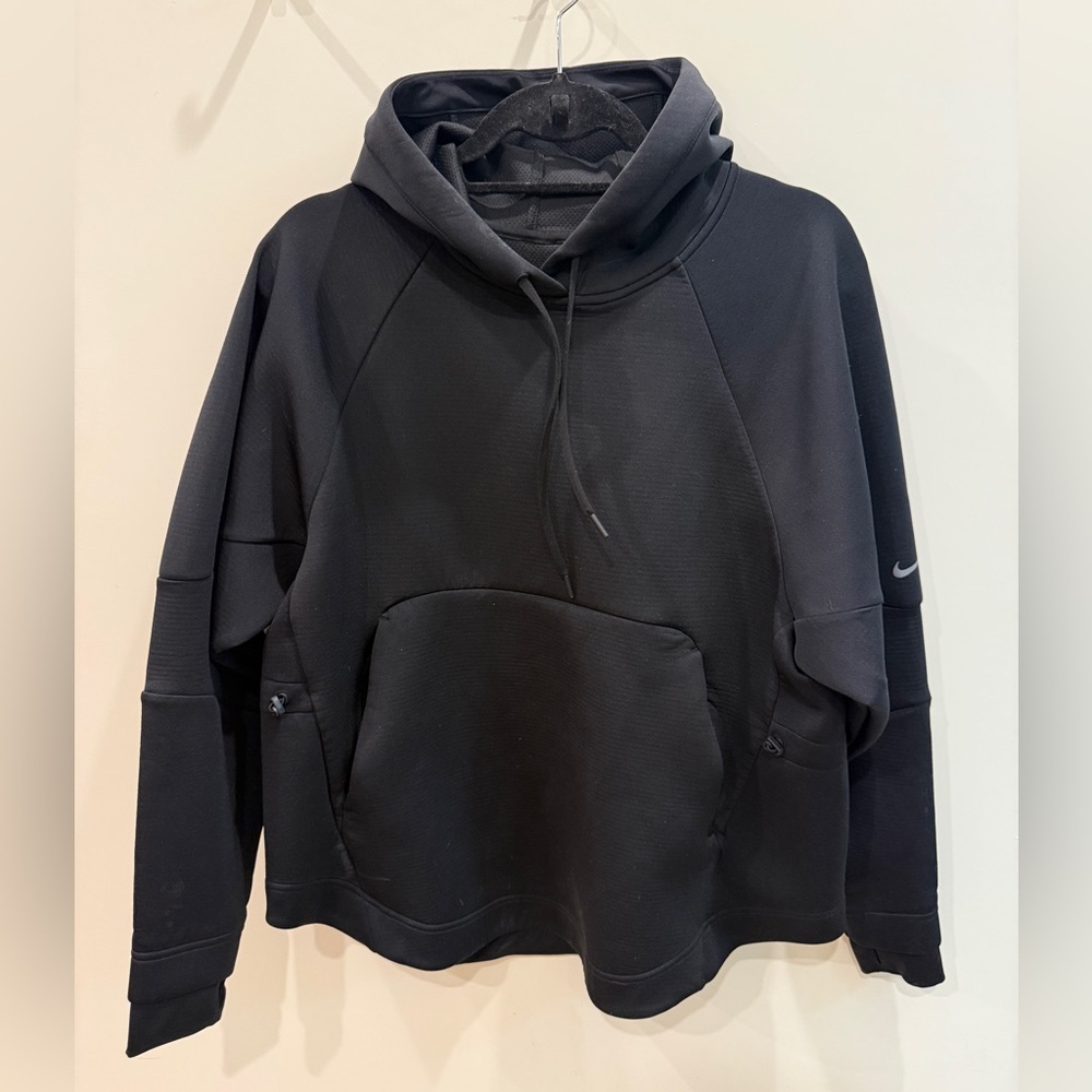 Nike Women's Black Dri-Fit Hoodie Sweater